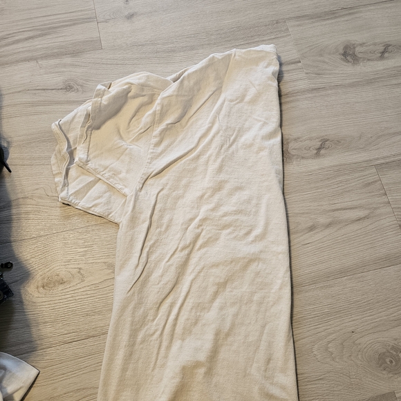 Queen Graphic T-Shirt - Picture 3 of 4